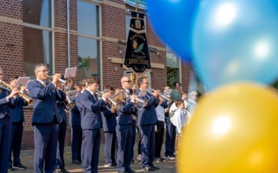 Nieuwe uniformen Fanfare St. Caecilia Broeksittard